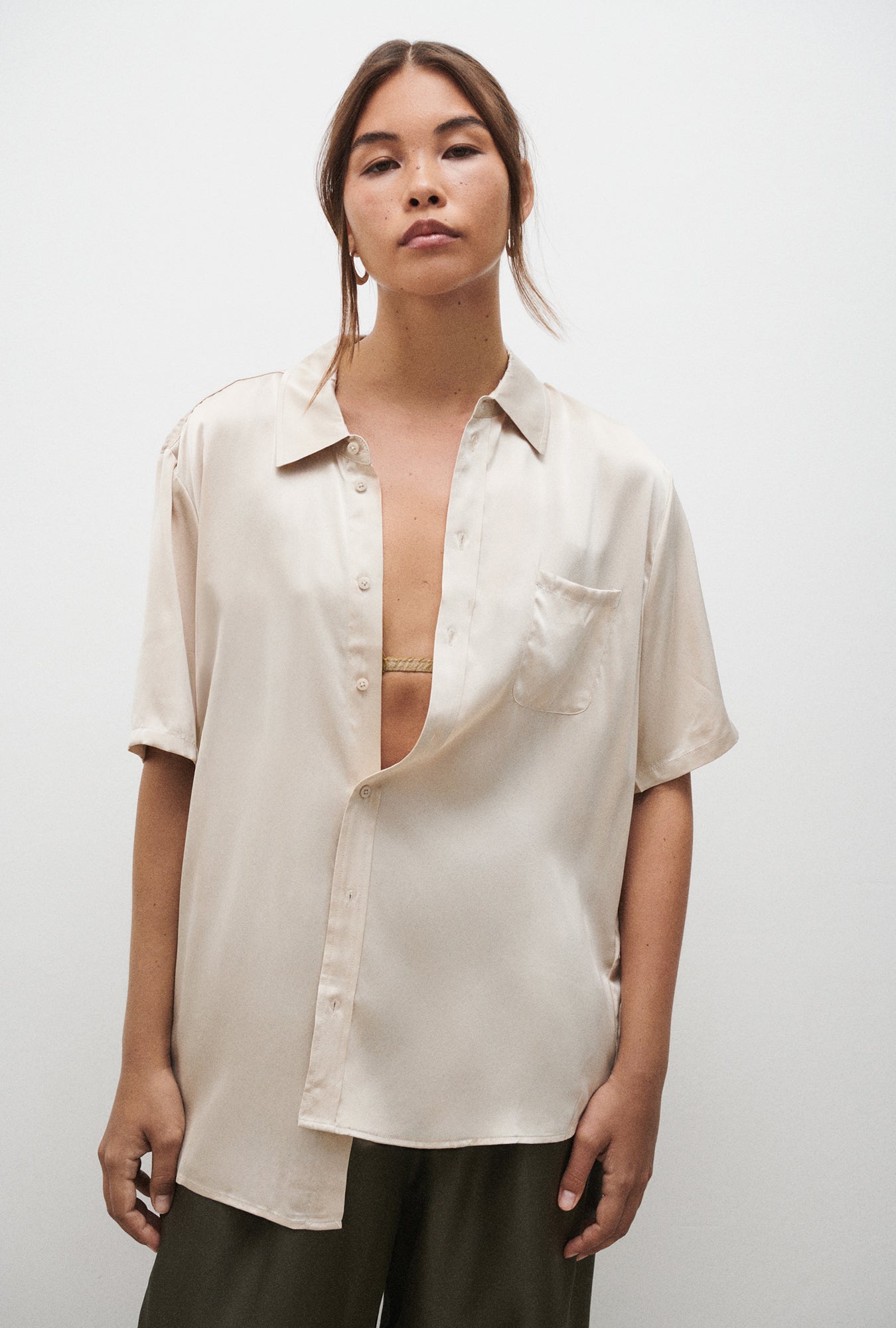 SHORT SLEEVE BOYFRIEND SHIRT 2.0 HAZELNUT