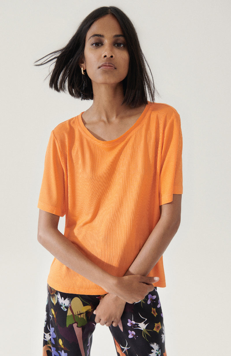 RIBBED T-SHIRT FIRE LILY